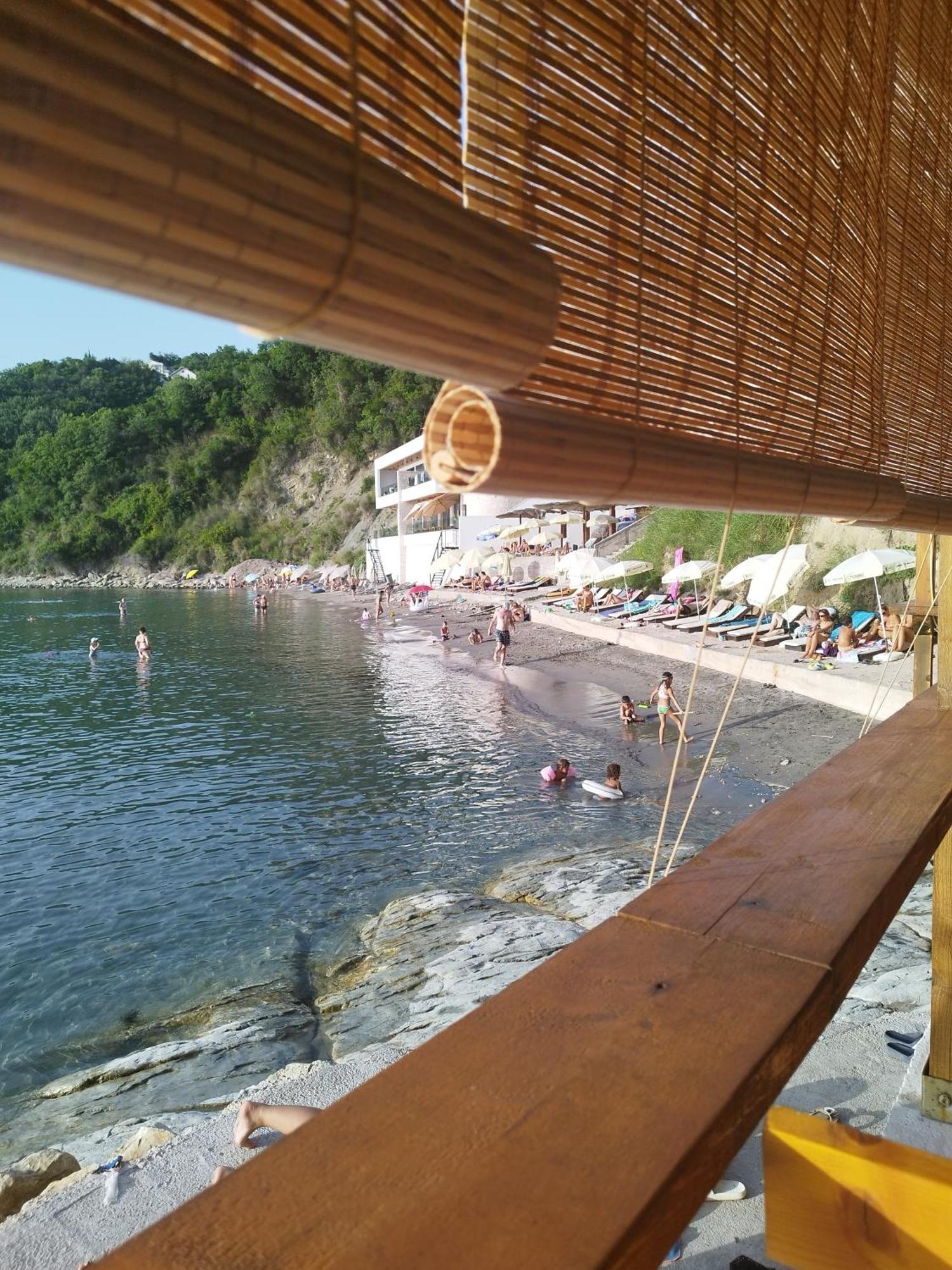 Seaside Apartment Kruce Улцин Екстериор снимка